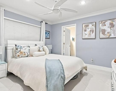 8709 Banyan Court - Photo Thumbnail 17