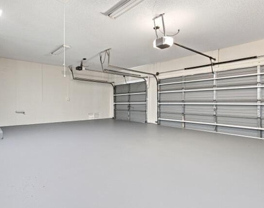 8709 Banyan Court - Photo Thumbnail 32