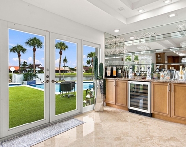 8709 Banyan Court - Photo Thumbnail 10