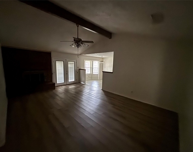 5916 Birchill Road - Photo Thumbnail 2