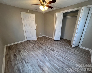 48 Julian Street - Photo Thumbnail 9