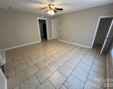 48 Julian Street - Photo Thumbnail 2