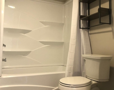 48 Julian Street - Photo Thumbnail 7