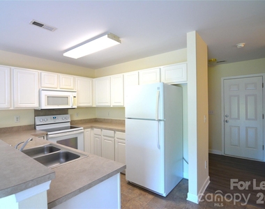 1201 Winding Path Road - Photo Thumbnail 6