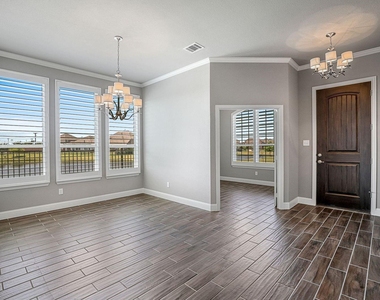 1152 Olympic Drive - Photo Thumbnail 1