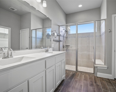 1152 Olympic Drive - Photo Thumbnail 11