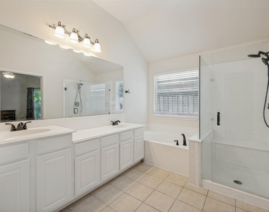 1615 Bur Oak Drive - Photo Thumbnail 21