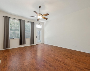 1615 Bur Oak Drive - Photo Thumbnail 18