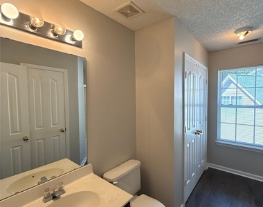 1601 Elk Creek Court - Photo Thumbnail 9