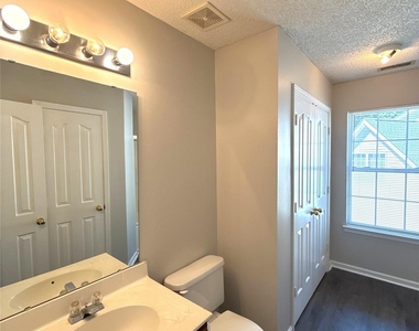 1601 Elk Creek Court - Photo Thumbnail 10