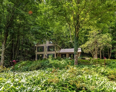 81 Summer Trees Lane - Photo Thumbnail 11
