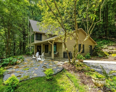 81 Summer Trees Lane - Photo Thumbnail 8