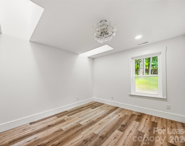 81 Summer Trees Lane - Photo Thumbnail 27