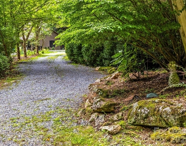 81 Summer Trees Lane - Photo Thumbnail 5