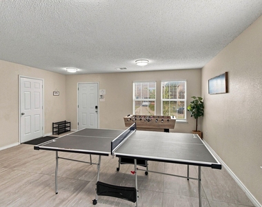 5456 Maverick Drive - Photo Thumbnail 3