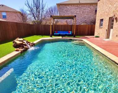 5456 Maverick Drive - Photo Thumbnail 29