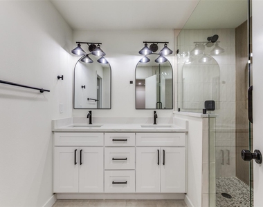 2822 Clear Springs Drive - Photo Thumbnail 22