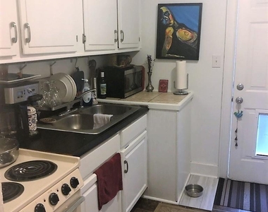 2728 Holt Street - Photo Thumbnail 5