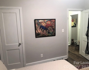 2728 Holt Street - Photo Thumbnail 11