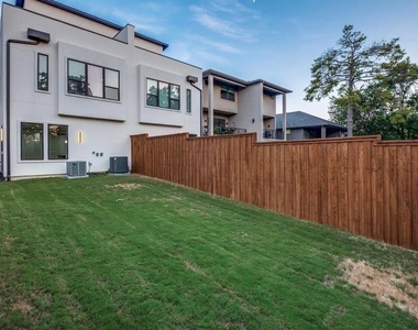 2345 Hondo Avenue - Photo Thumbnail 1