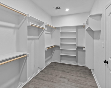 170 High Ridge Drive - Photo Thumbnail 13