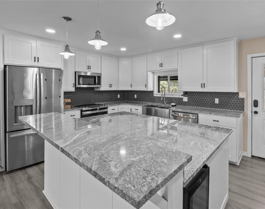 170 High Ridge Drive - Photo Thumbnail 7