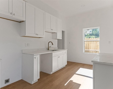 1641 E Tucker Street - Photo Thumbnail 8