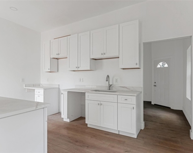 1641 E Tucker Street - Photo Thumbnail 6