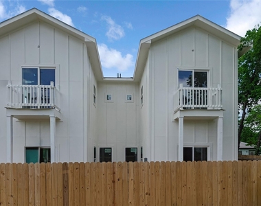 1641 E Tucker Street - Photo Thumbnail 24
