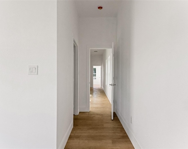 1641 E Tucker Street - Photo Thumbnail 14