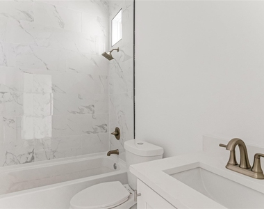 1641 E Tucker Street - Photo Thumbnail 20