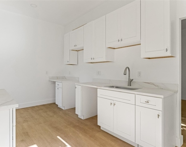 1641 E Tucker Street - Photo Thumbnail 9