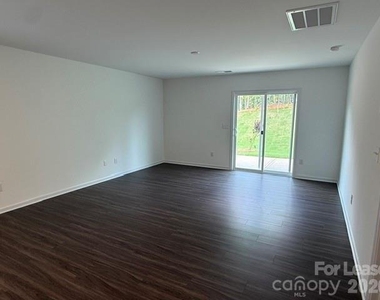 152 Spotted Way - Photo Thumbnail 13