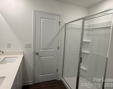 152 Spotted Way - Photo Thumbnail 10