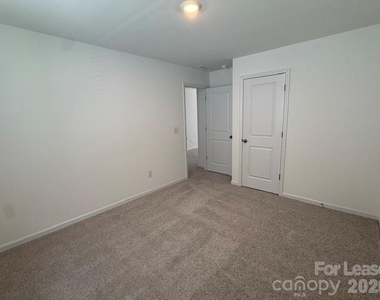 152 Spotted Way - Photo Thumbnail 16