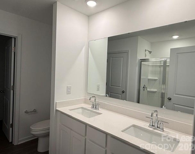152 Spotted Way - Photo Thumbnail 8