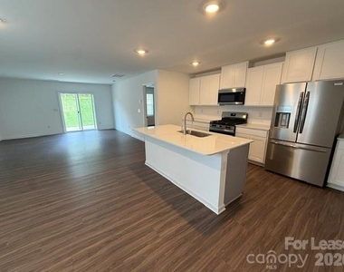 152 Spotted Way - Photo Thumbnail 3
