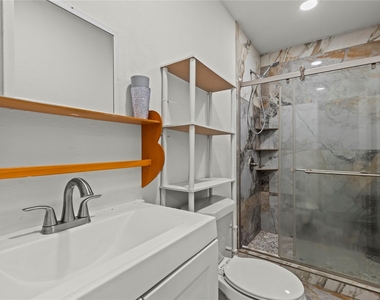 211 Willowwood Place - Photo Thumbnail 28