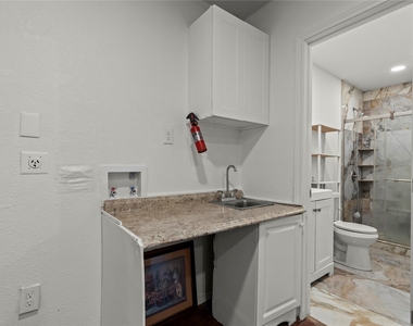 211 Willowwood Place - Photo Thumbnail 27