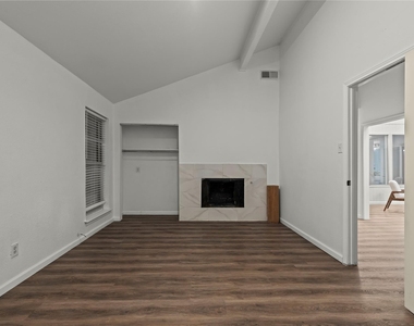 211 Willowwood Place - Photo Thumbnail 31
