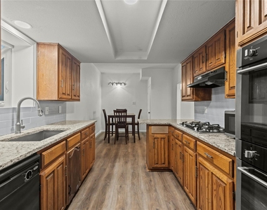211 Willowwood Place - Photo Thumbnail 21