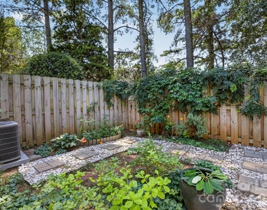 9020 Roseton Lane - Photo Thumbnail 2