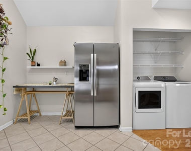 9020 Roseton Lane - Photo Thumbnail 9