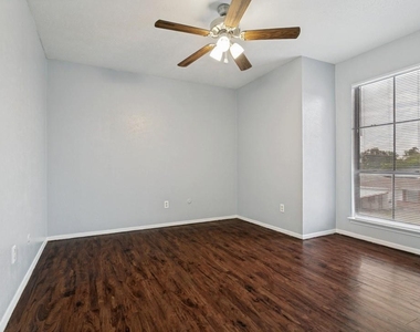 4316 Baldwin Street - Photo Thumbnail 4