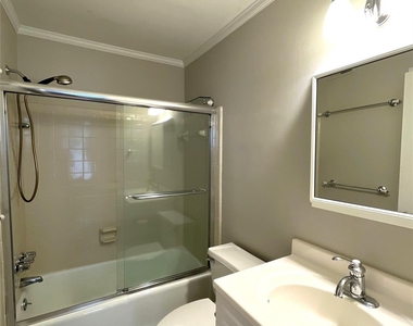 300 S Cedar Street - Photo Thumbnail 8