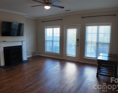 514 Jetton Street - Photo Thumbnail 12