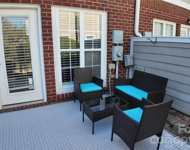 514 Jetton Street - Photo Thumbnail 16