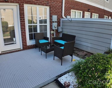 514 Jetton Street - Photo Thumbnail 17