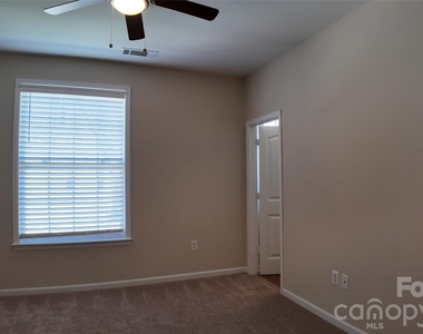 514 Jetton Street - Photo Thumbnail 29