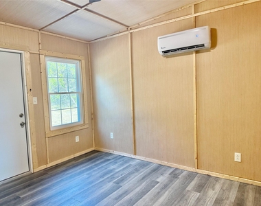 900 Partridge Court - Photo Thumbnail 6